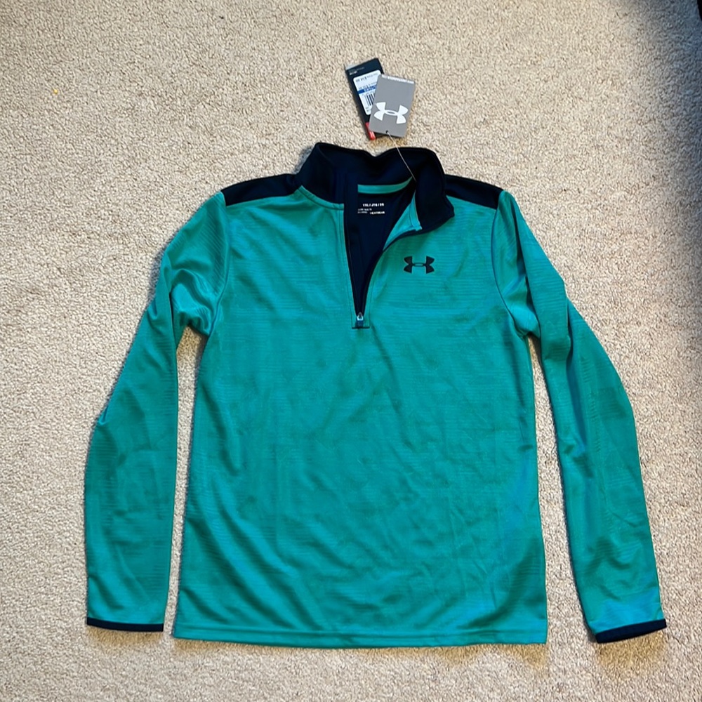 Boys XL under armour long sleeve half zip up green with blue trim